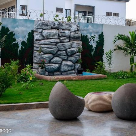 Complexe Hotelier And Ouagadougou Exterior foto